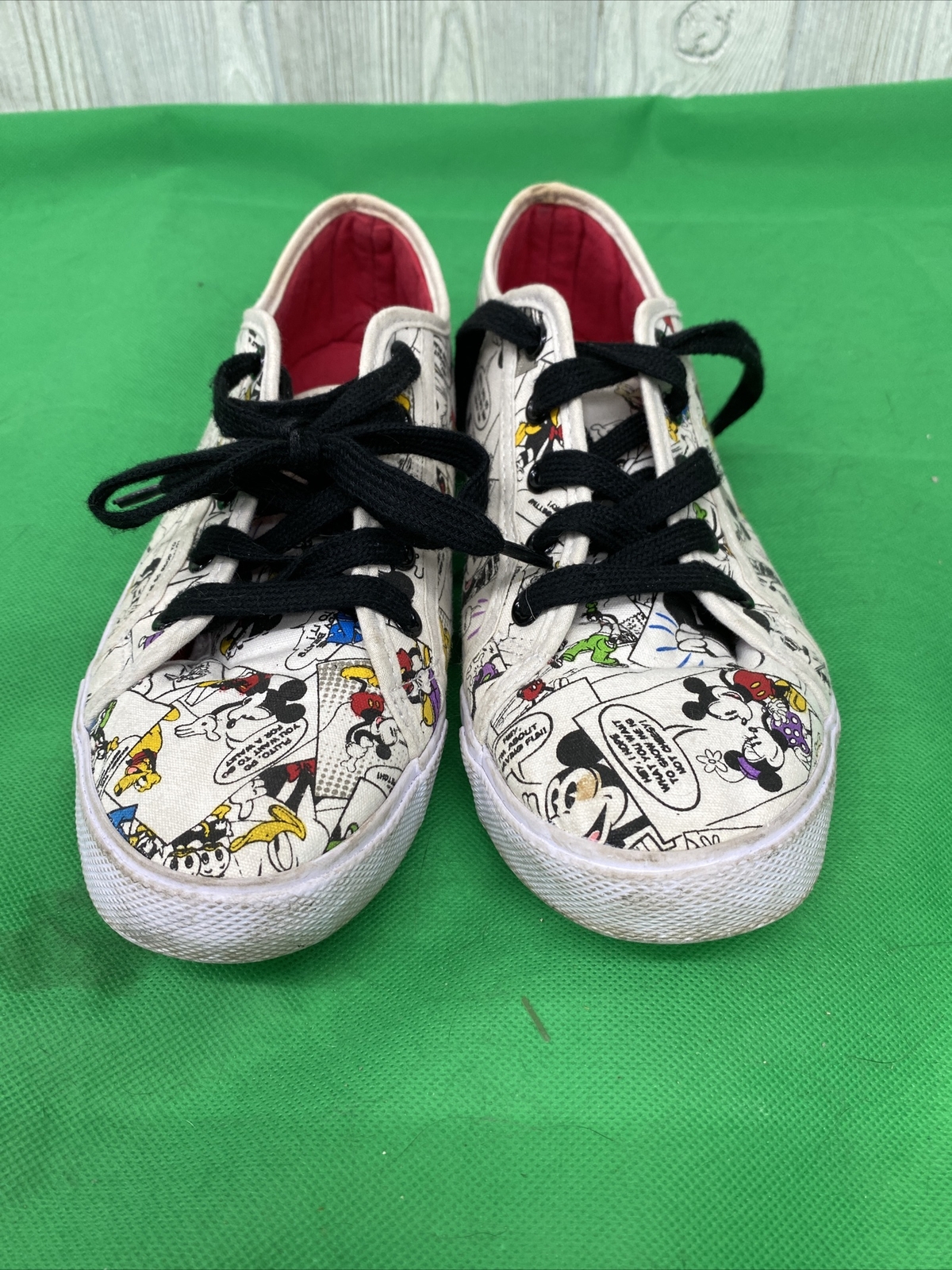 Womens Disney Mickey Mouse Comic Strip Sneakers, Size… Gem