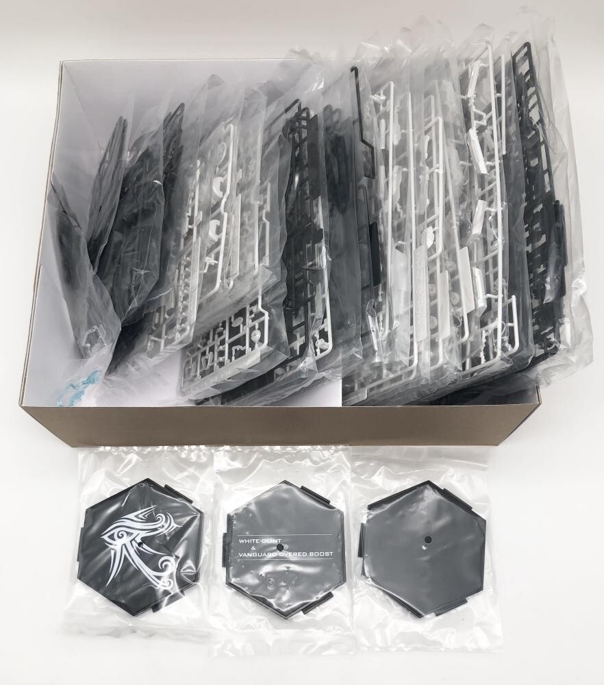 KOTOBUKIYA Armored Core White Glint & V.O.B Set Movie Color Ver 1