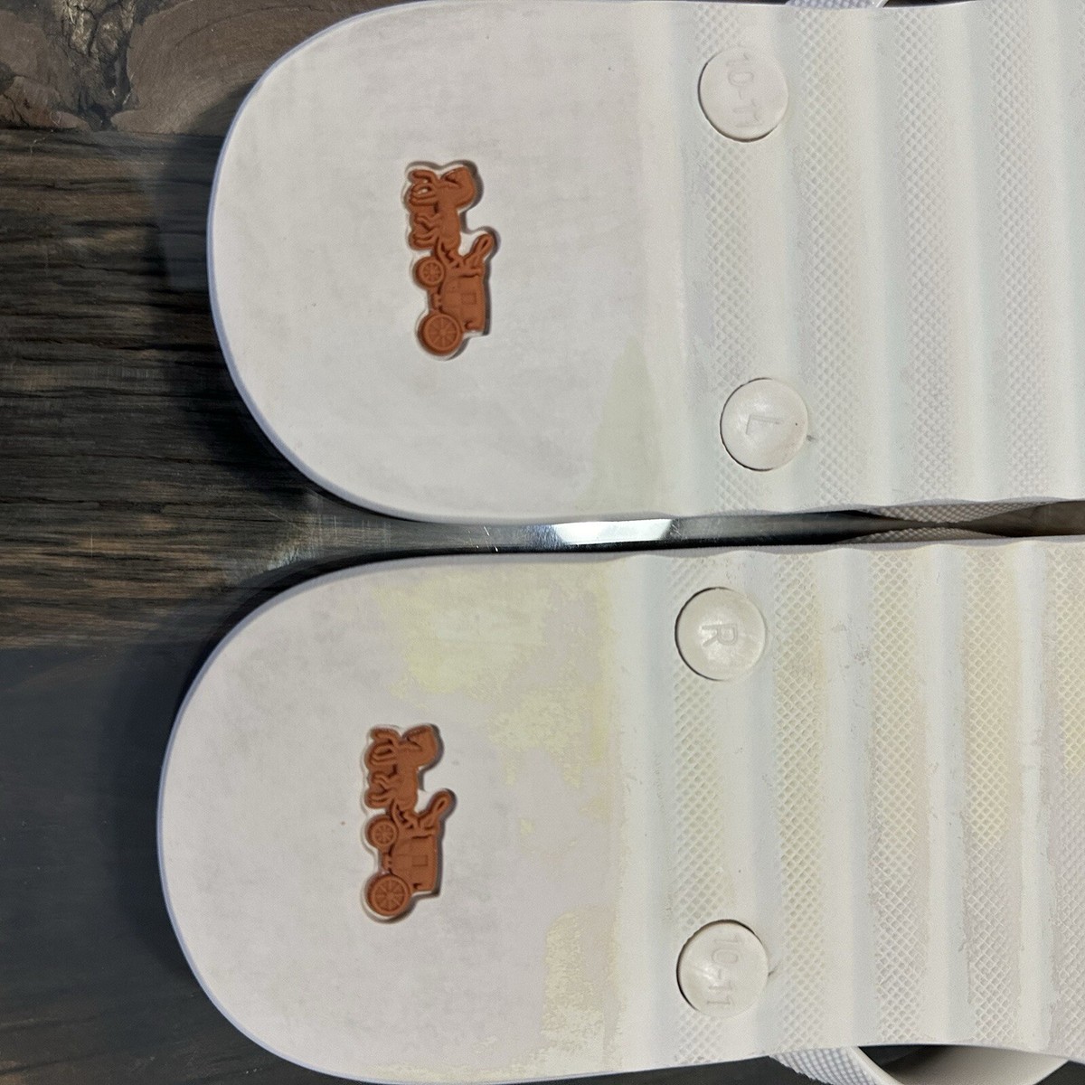Coach Signature Rainbow Flip Flops Sandals Women's Size 10