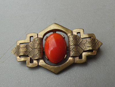 Alter Schmuck Brosche aus Bronze und Korallenstein Fishel Nessler ? Jugendstil