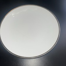 Thomas Medaillon dickes Goldband, Fr&uuml;hst&uuml;cks-/Mittagsteller 23,5 cm.