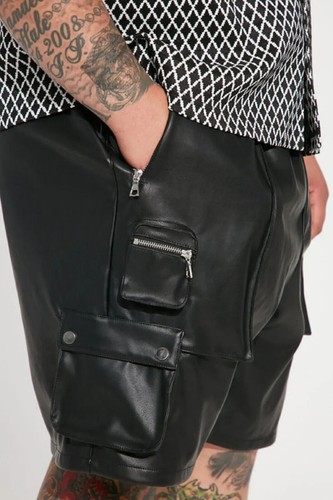 Nuovo Uomo Nero Pelle Pantaloncini Vero D'Agnello Stile Cargo Cafe Racer - Picture 2 of 9