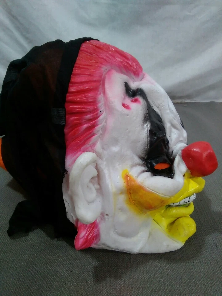 Scary Clown Mask Adult Size for Evil Clown Halloween Costume - Image 2 of 4
