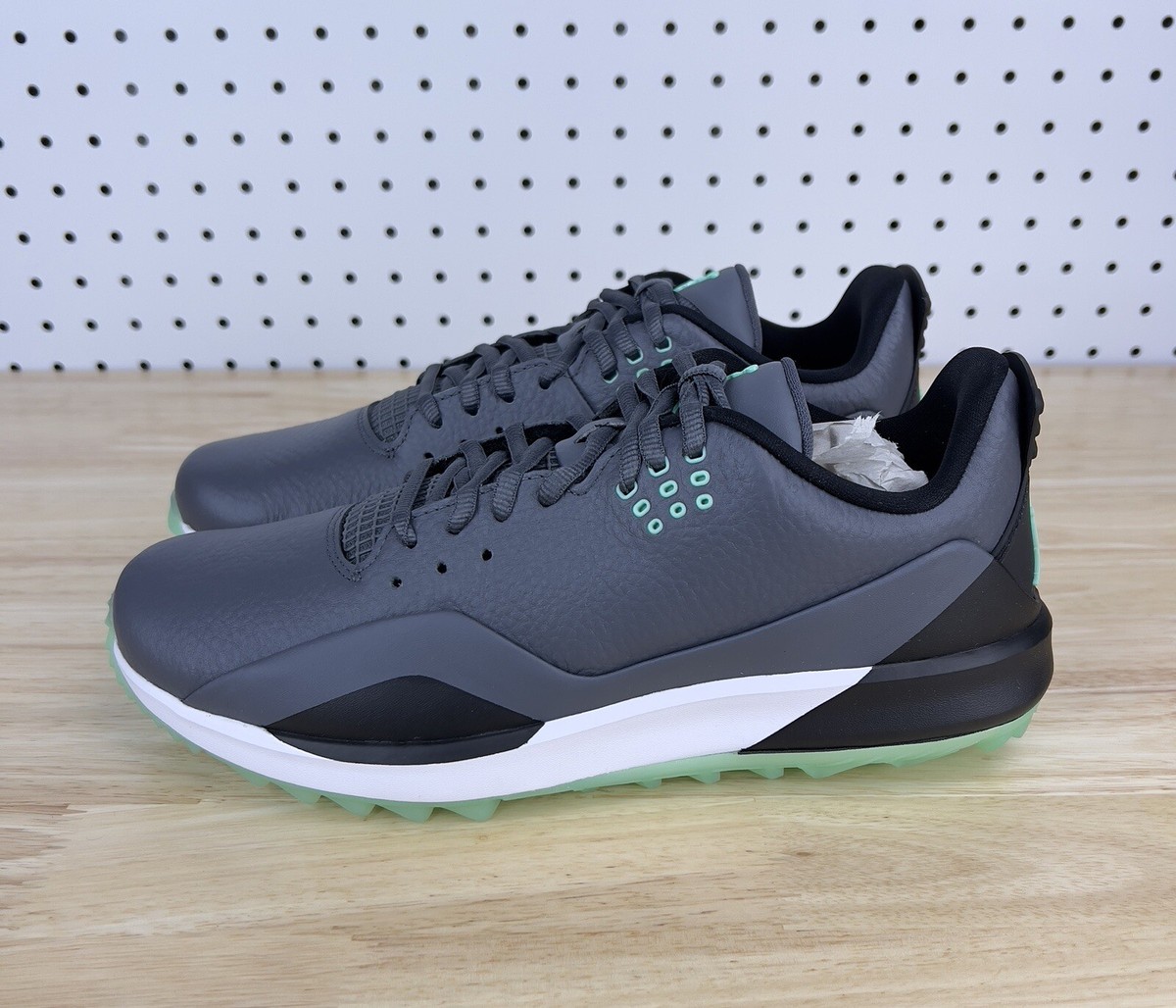 【値下げ】JORDAN ADG 3 ゴルフシューズ 26.5cm/US8.5 Nike Jordan ADG 3 Grey Green Glow Golf Shoes New Mens Size