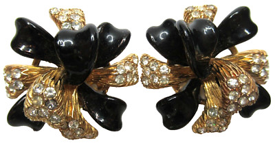CINER Black Enamel Sparkling Ice Rhinestone Flower Vintage Clip Earrings
