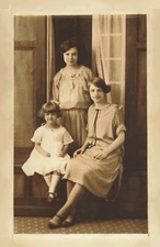 A Woman with Two Daughters J.J. Zima 4294 SO. Ashland Ave. 1800s Postcard