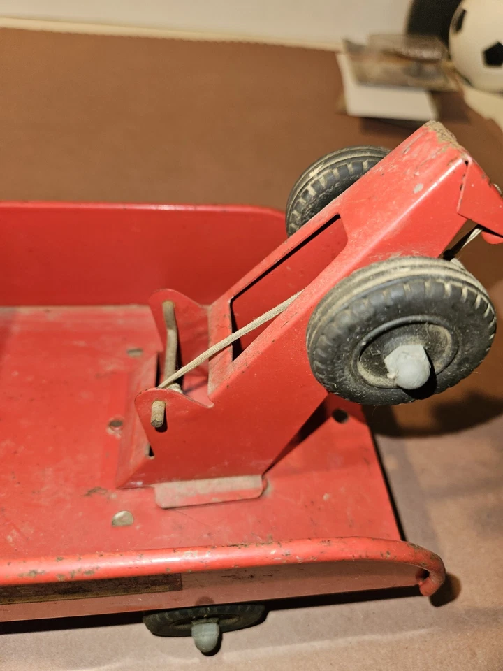 Vintage Struco #910 Tow Truck With Tow Hook & Cord In Good Shape - Image 4 of 4