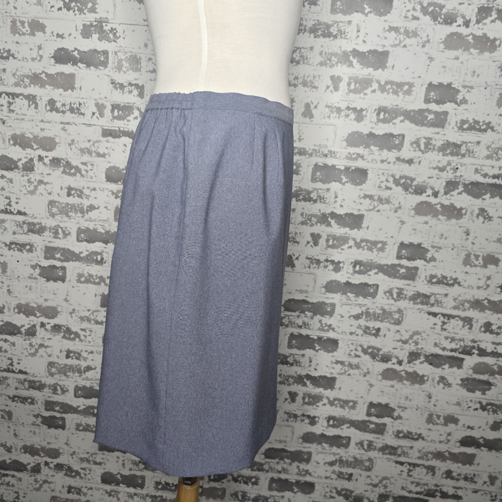 Le Suit 2 Piece Skirt Set Womens 14 Gray Short Sleeve Career Work Wear Business