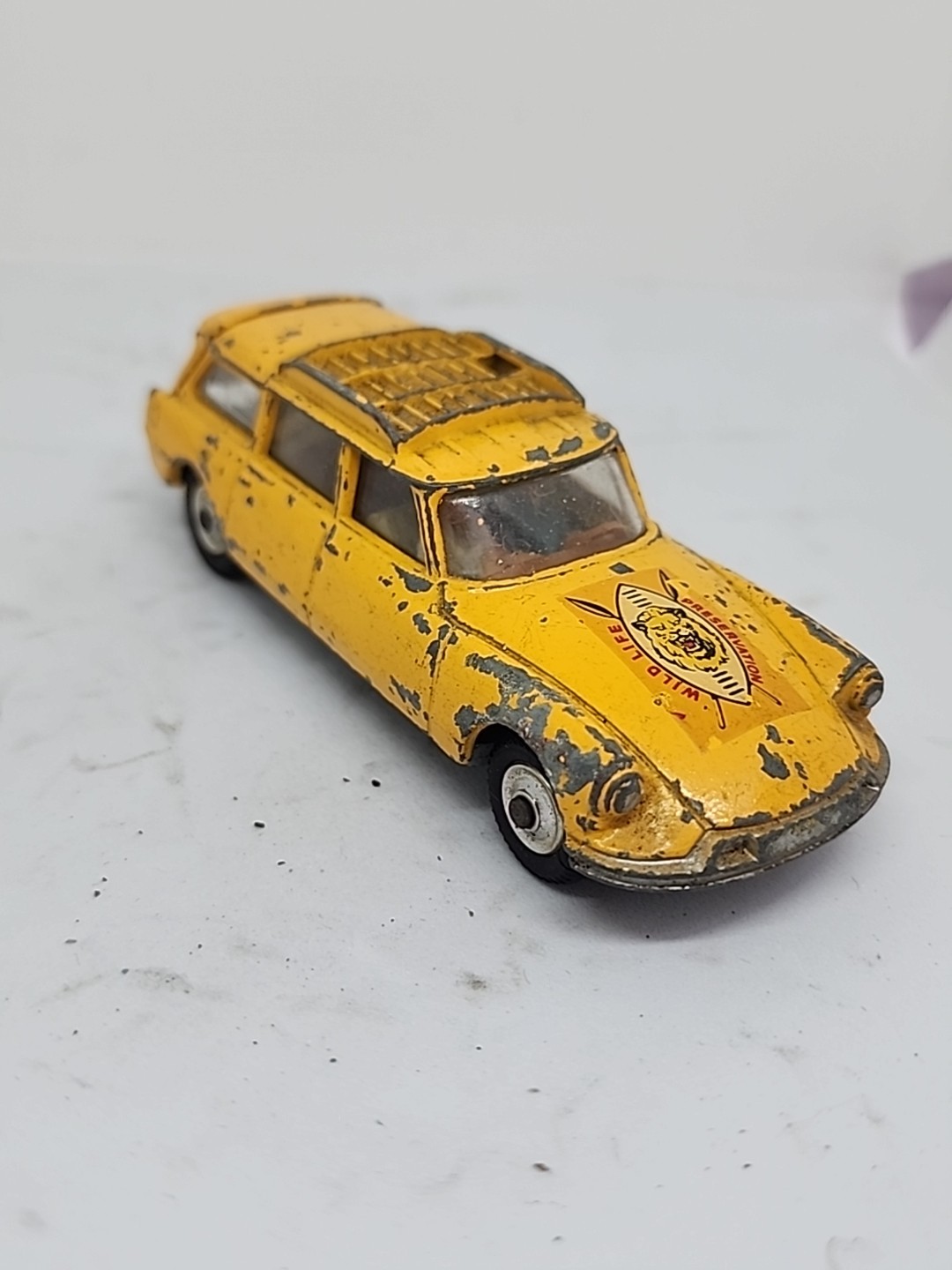 Corgi 436, Citroen Safari ID 19 - Free Price Guide & Review Corgi 436, Citroen Safari ID 19 - Free Price Guide & Review