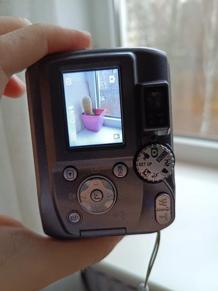 🔥Nikon Coolpix E 3200 Silver 3.2MP digital compact camera🔥WORKing FULL Set🔥 - Image 2 of 4