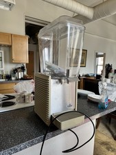 Crathco D15-4 Refrigerated Beverage Dispenser 115v 5-gallon Bubbler And Fountain