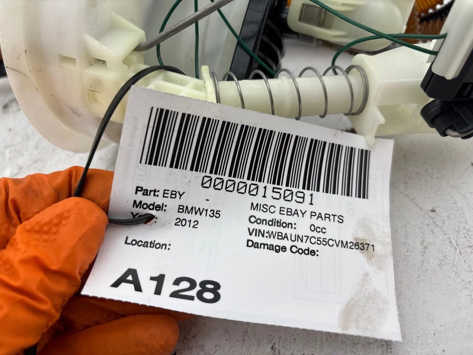 Bomba de combustible BMW 135I323i325i328i335i 2008-2015 Foto 2 de 4