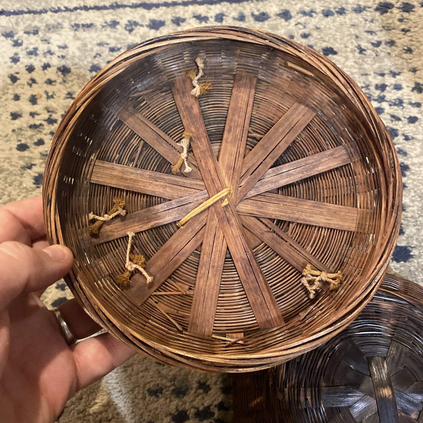 Vintage Chinese Wicker Sewing Basket w/ Lid Decorated with Beads 7” loose beads