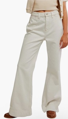 NWT Free People  We The Free Womens Ecru White Cerine High Rise Bootcut Jeans 30