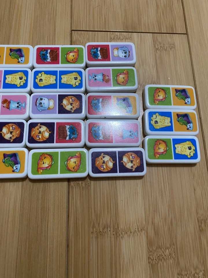 Shopkins Dominos Game Set For Kids - Image 4 of 4