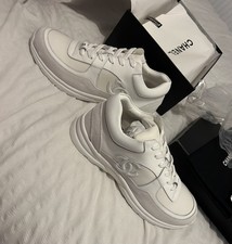 Runner Chanel bianco EU43 taglia UK9 con scatola e sacchetto antipolvere 