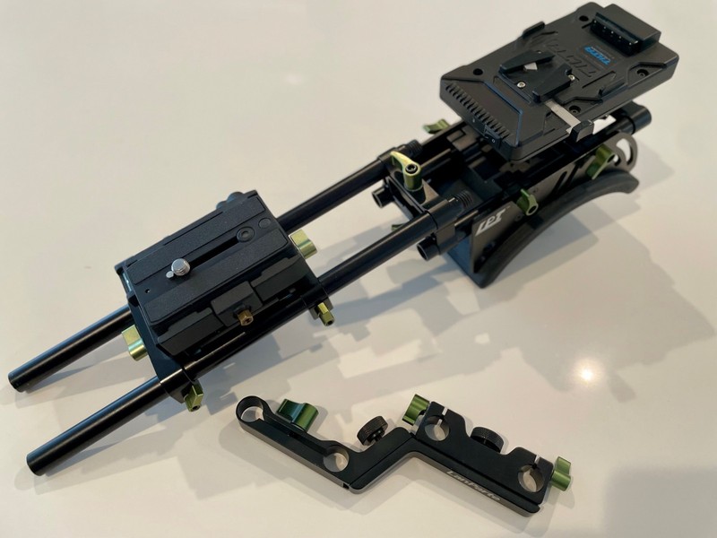 LanParte 15mm Shoulder Rig Bundle, Quick-Release Base, Tilta V-Mount Batt Plate