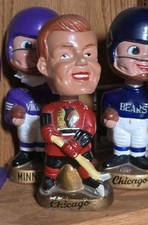VINTAGE 1960's CHICAGO BLACKHAWKS Hockey Gold Base Bobble Head Nodder 