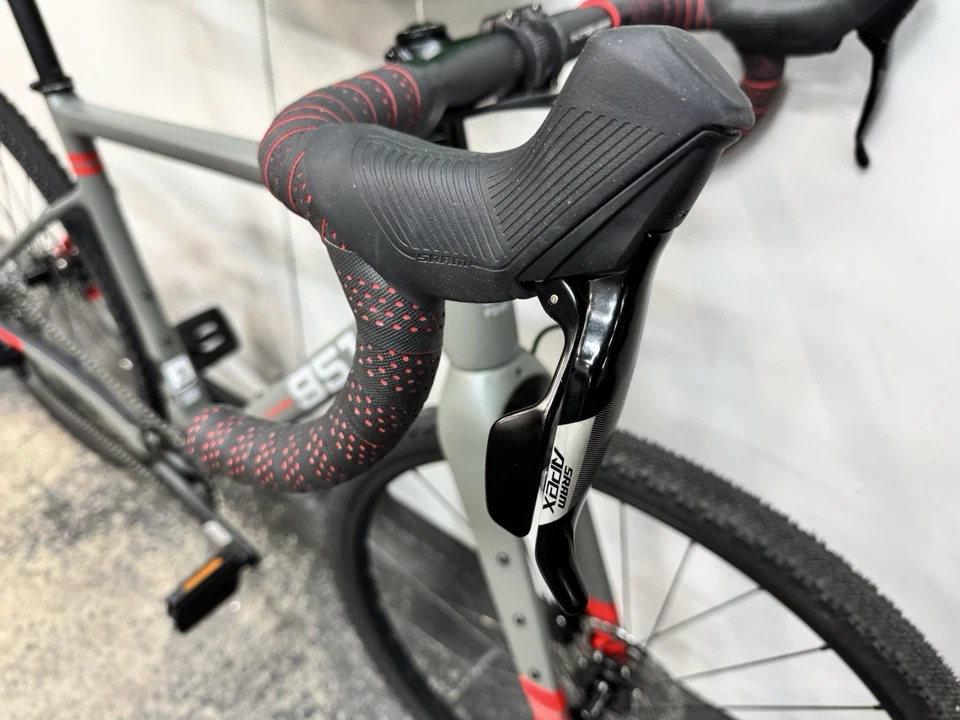 NEW 2023 Intense 951 Gravel Sport Cycle cross 700c Size Small (54) Gray Carbon - Image 3 of 4