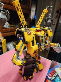 LEGO  The LEGO Movie - Emmet's Construct-O-Mech (70814) All Minifigures Included