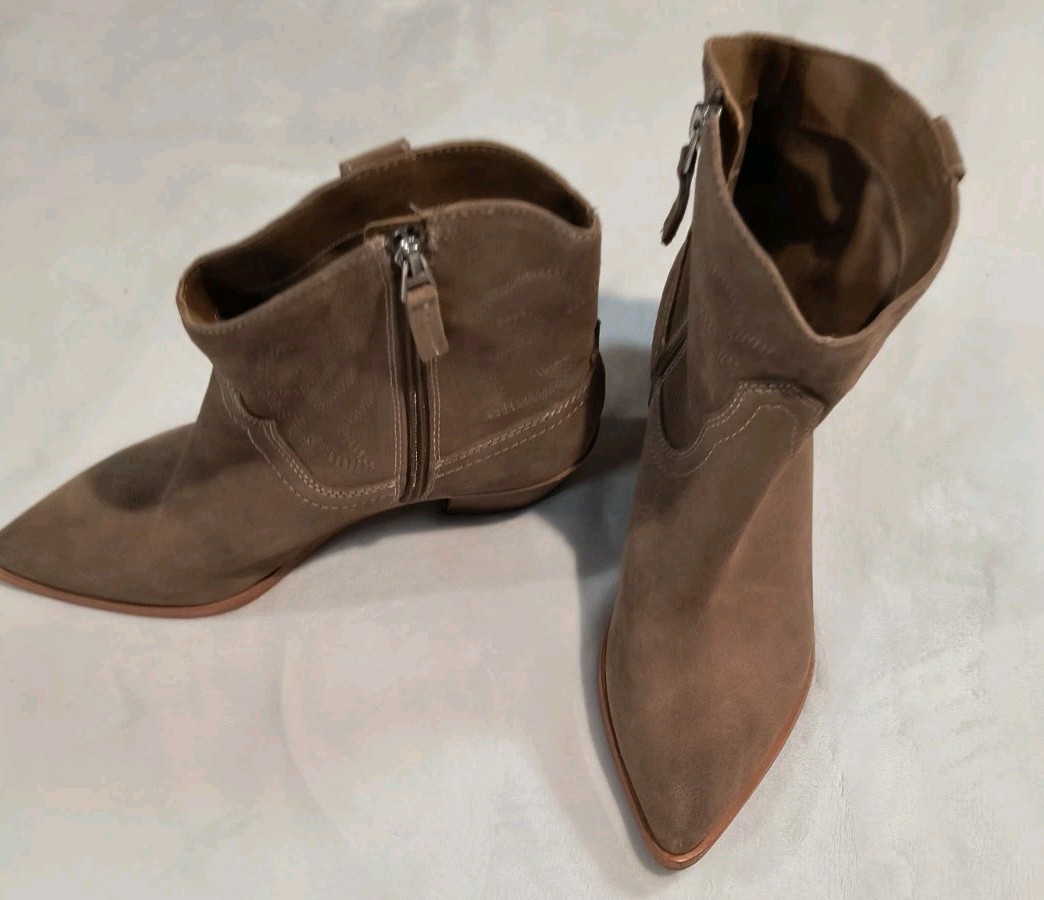 Dolce Vita Valory Brown Suede Western Ankle Boots Women's Size 10 Pointed Toe