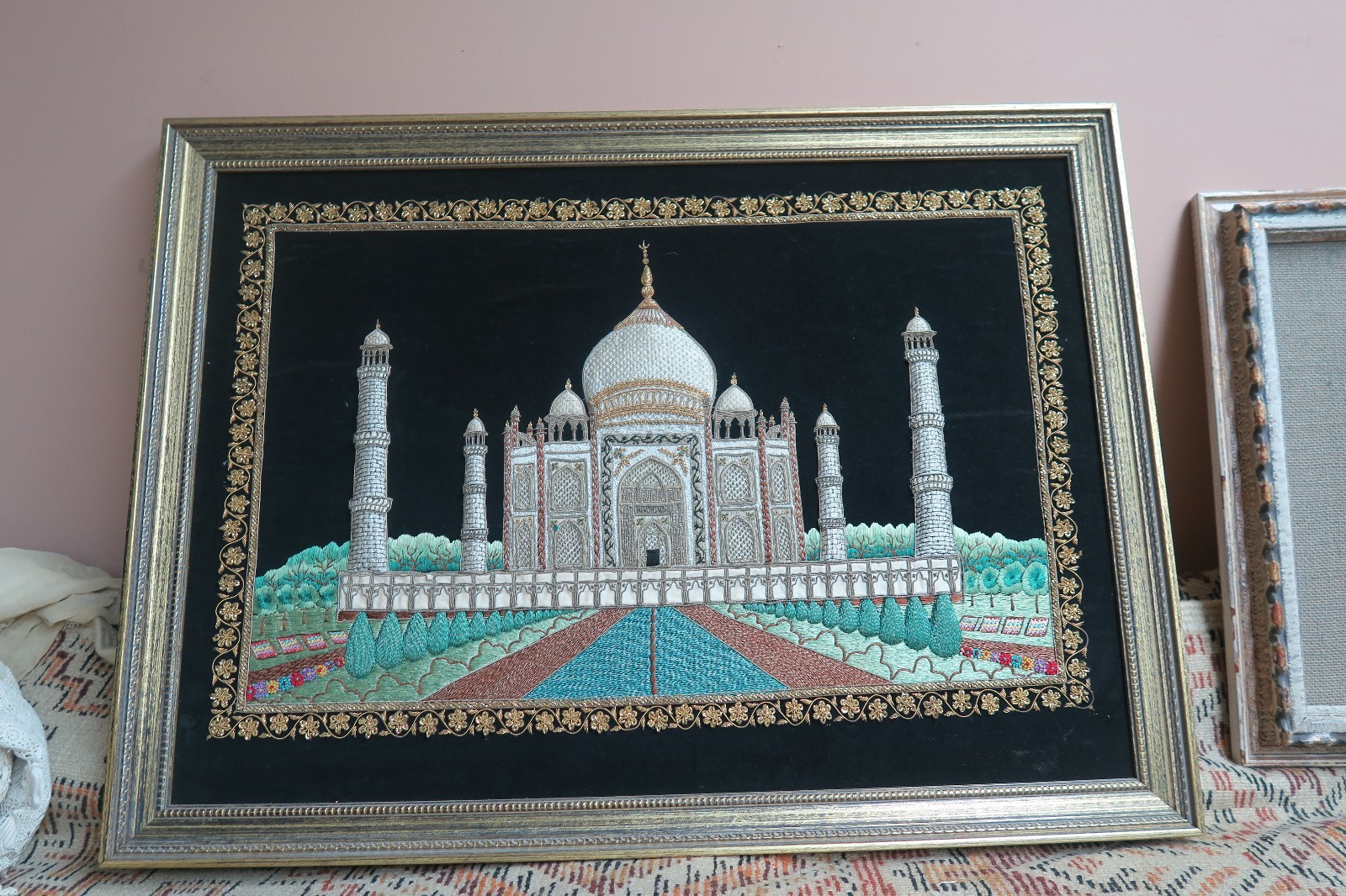 Picture 1 of 10