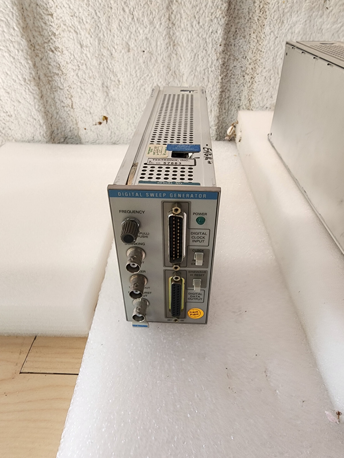 Tektronix 067-1011-00 Digital Sweep Generator Unit #1