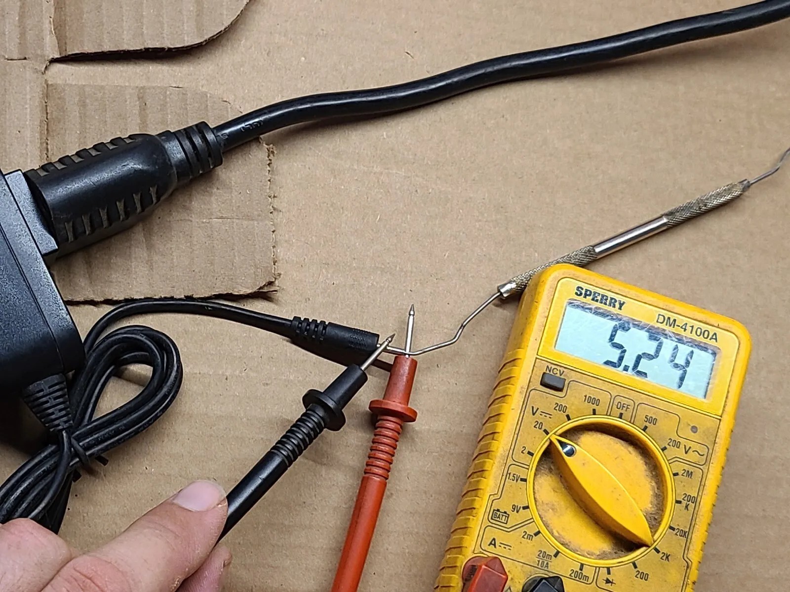 5 Volt 2A 50/60 Hz AC Wall Charger ITE Power Supply Adapter