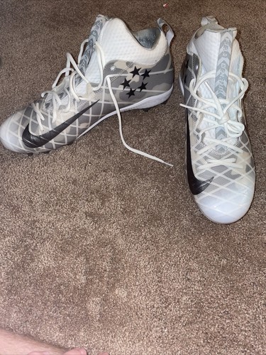 Football Cleats 833390-100 