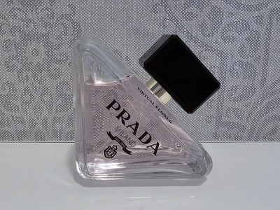  W.NEU  Prada Paradoxe Virtual Flower Eau de Parfum 90 ml / Nachfüllbar