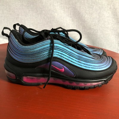 nike shoes throwback