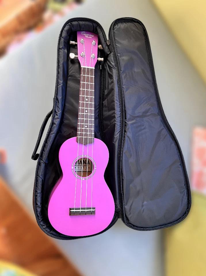 Ukelele soprano Ohana SK-10 acabado violeta ¡en excelente estado! Foto 2 de 4