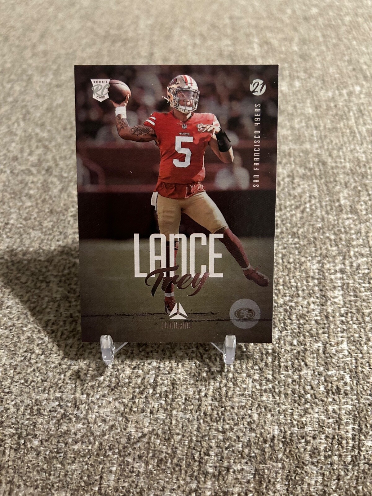 2021 Panini Chronicles Luminance #204 Trey Lance ROOKIE CARD RC