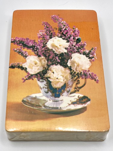 Tarjetas y estuche de colección de ramo de Astor - Imagen 2 de 3