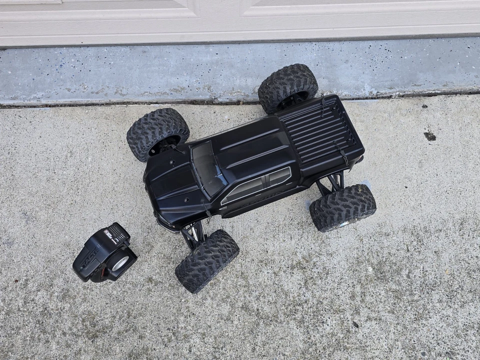 RARE Arrma Nero Big Rock 6S BLX Brushless RTR Monster Truck w/Diff Brain TTX300 - Image 2 of 4