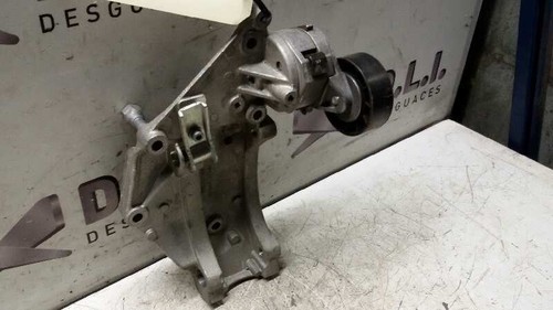 1318336 lichtmaschine generator halter FORD FOCUS BERLINA CAP dlirp206657