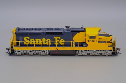 Locomotora diésel Overland #OMI-6172 HO/1:87 Santa Fe EMD SD24 #4568 - en caja | Zustand: Used