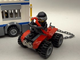 LEGO CITY: Prisoner Transporter (60043) - 100% Complete + Instructions/Minifigs