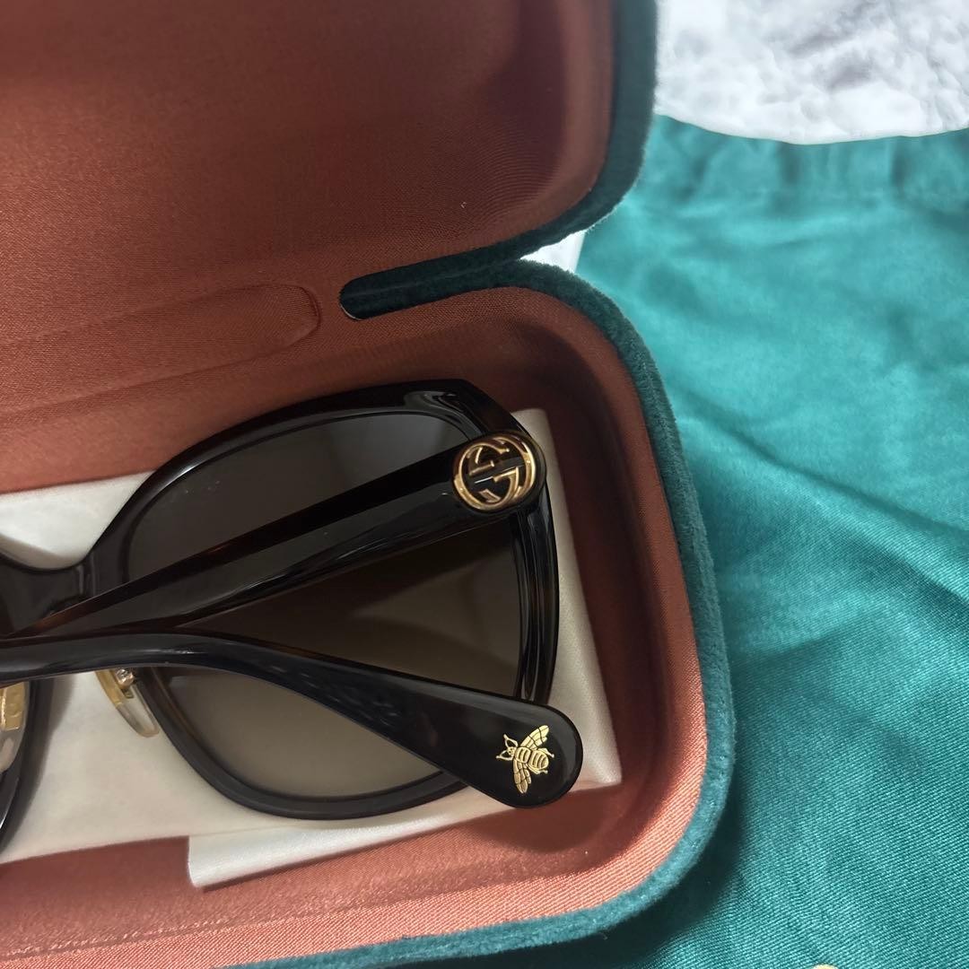 Gucci Tortoiseshell Pattern Sunglasses Interlocki… - image 3