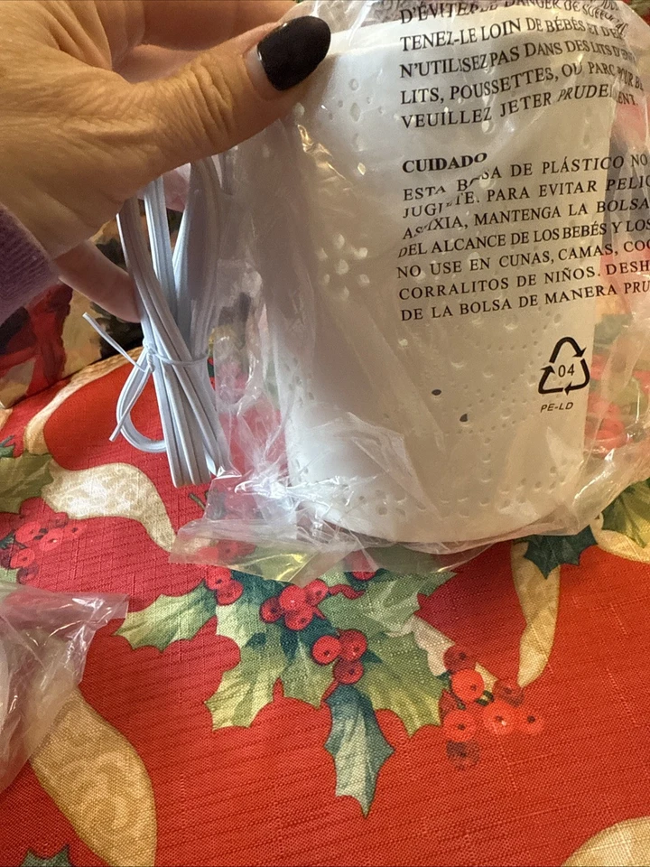 Scentsy - Oropel - Calentador de cera 6” copos de nieve blancos y árbol de Navidad decoración navideña Foto 4 de 4