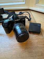 Minolta 35mm slr film camera - DYNAX 3000i ( includes 28 - 80mm and flash)