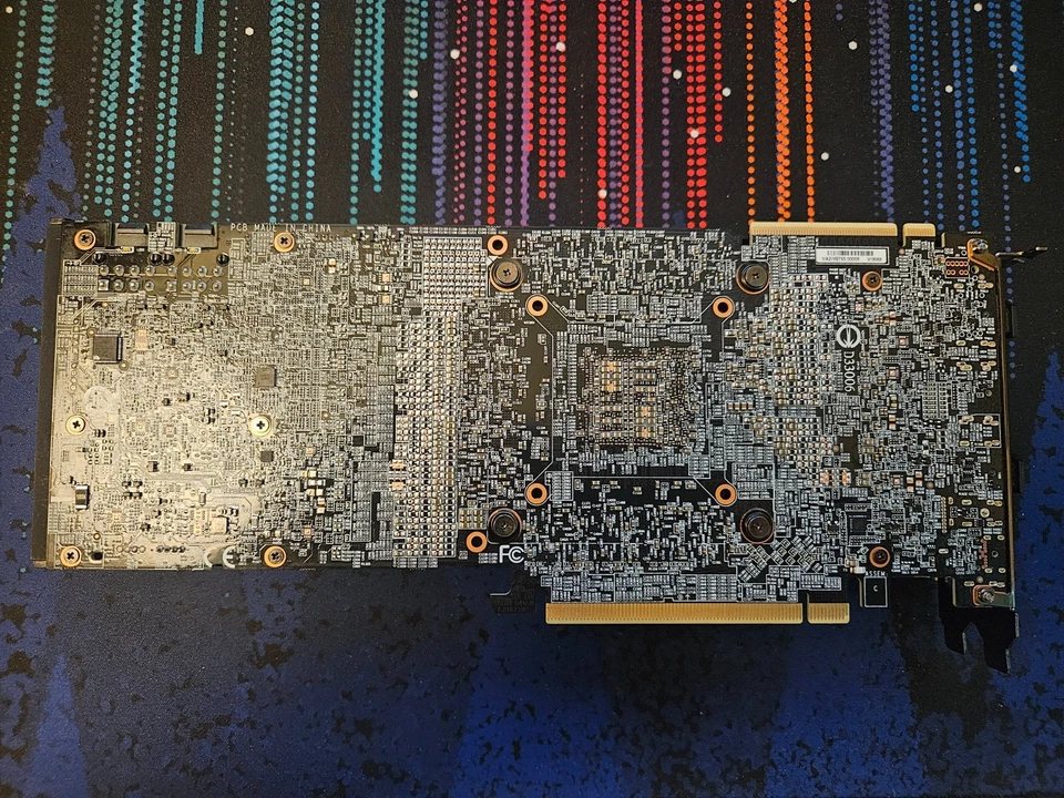 GIGABYTE GeForce RTX 2080 Ti 11GB GDDR6 Graphics Card (GV-N208TTURBO-11GC) - Image 2 of 4