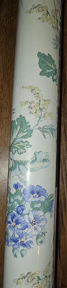 Laura Ashley Josephine Floral Self Adhesive Vinyl Covering Shelves Drawers New - Image 2 of 4