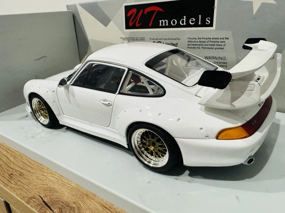 PORSCHE 911 GT2 Racing Street Version UT MODELS 1/18 (no Autoart no Kyosho) RARE - Immagine 4 di 4