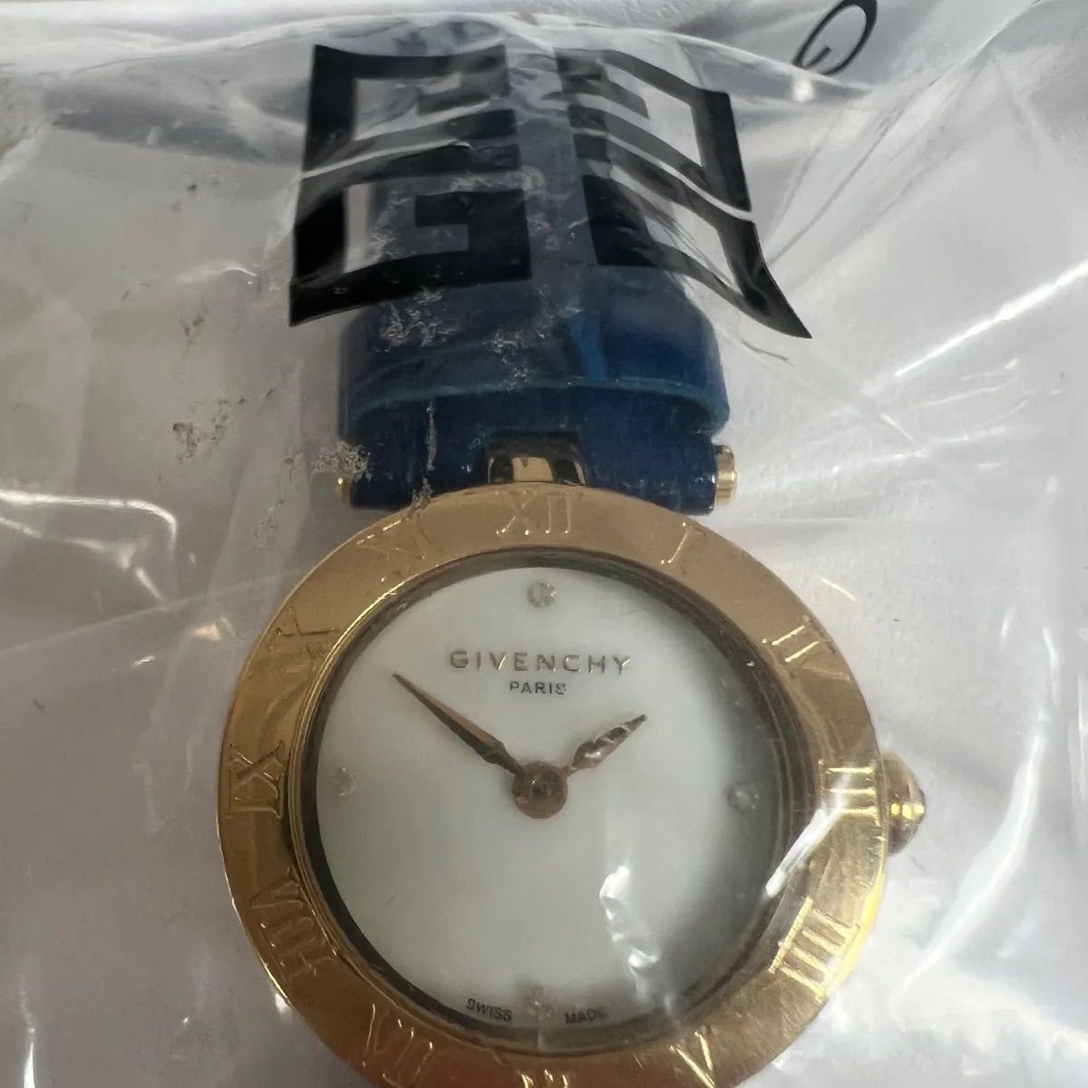 Givenchy Watch 4P Diamond Shell Ladies thumbnail 2