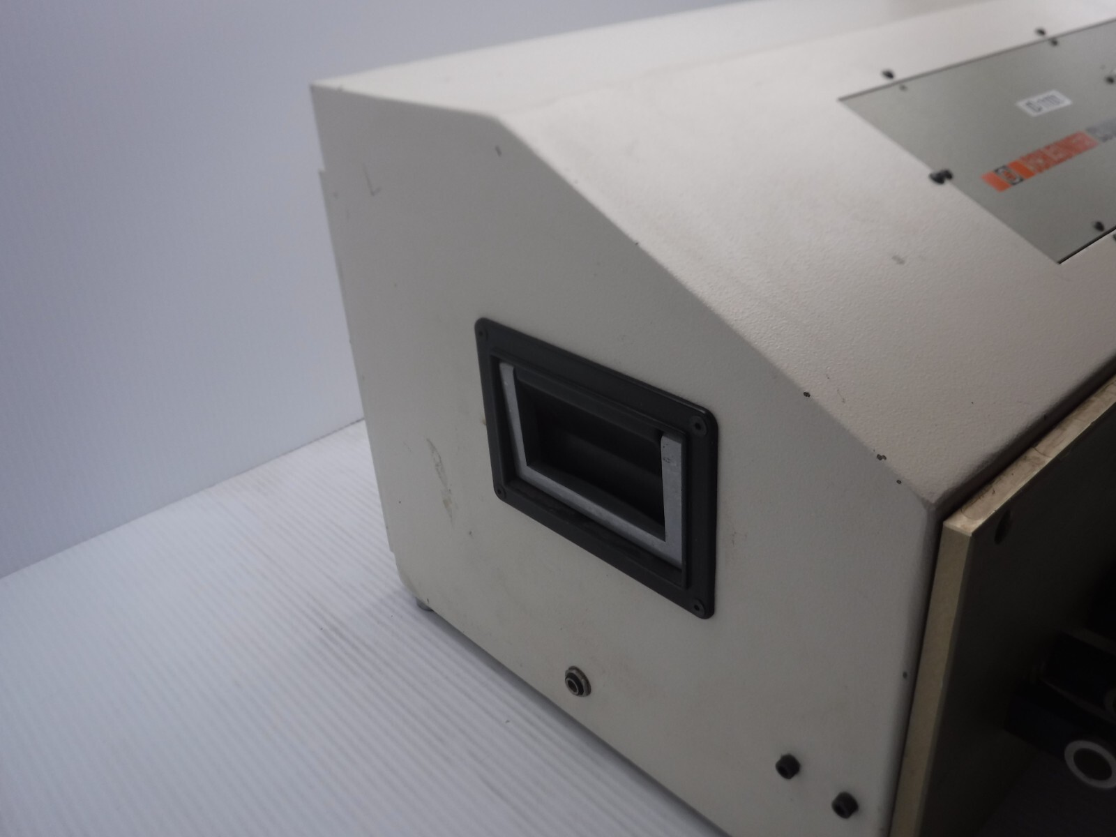 Schleuniger CS9000 100-120V / 220-240V