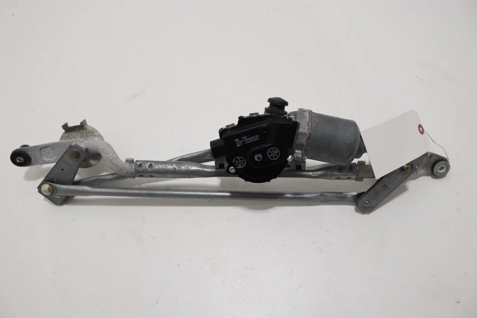 2017 - 2020 BUICK ENVISION WINDSHIELD WIPER TRANSMISSION LINKAGE WITH MOTOR OEM - Image 2 of 4