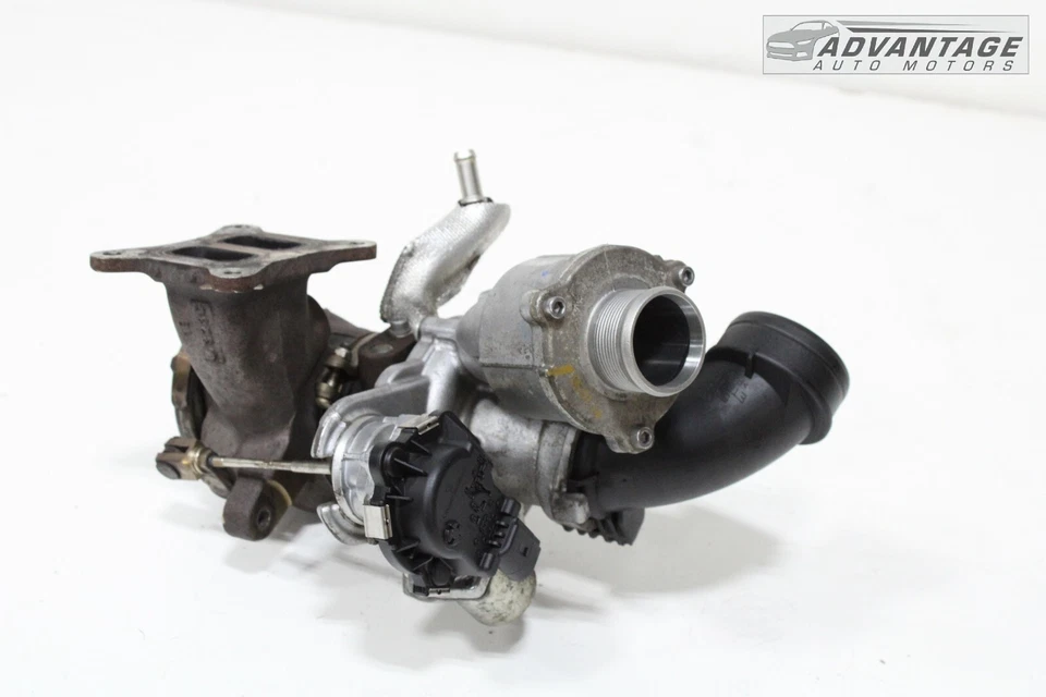 AUDI A3 QUATTRO 2015-2020 MOTOR 3,0 L TURBOCOMPRESOR COLECTOR DE ESCAPE OEM Foto 3 de 4