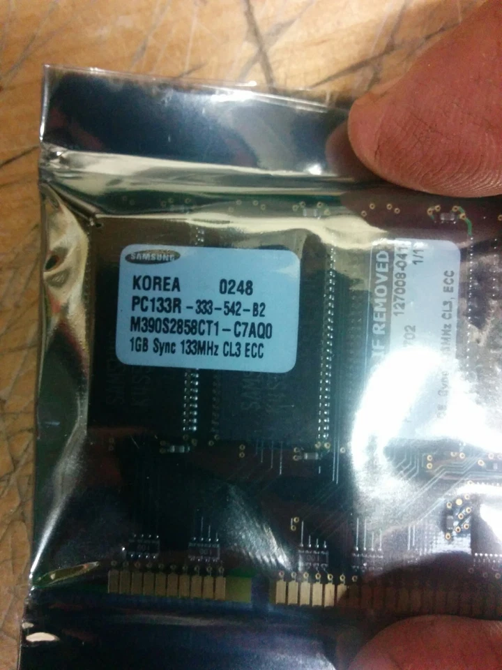 HP COMPAQ 1GB 127008-041 MEMORY PC133 ECC SERVER 1 GIG - Image 4 of 4