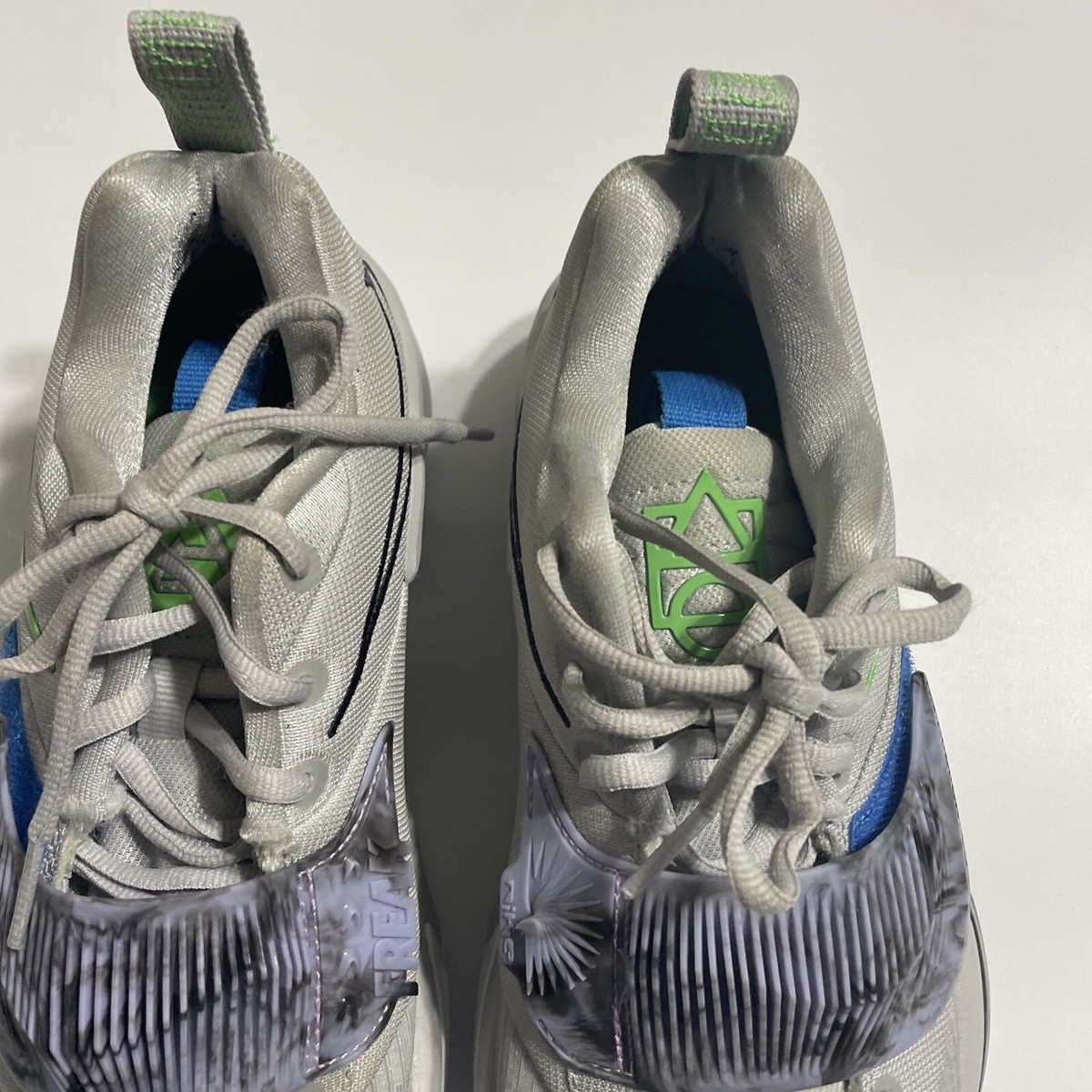 Nike Mens Zoom Freak 3 Grey Fog Basketball Shoes Sneakers Size 8.5